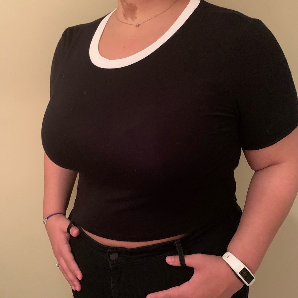 T-shirt - Picture 2 of 2